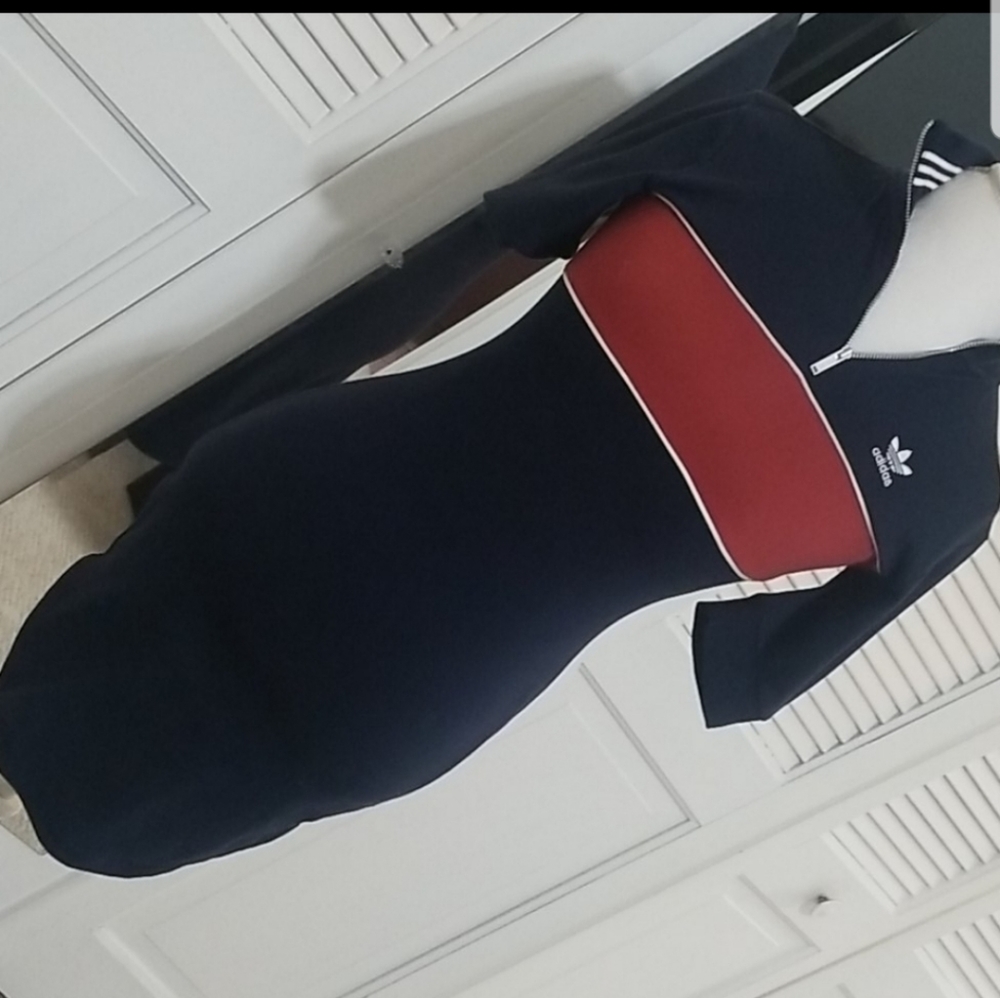 Adidas mini dress XS